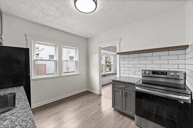 Foto del edificio - 4613 Spokane Ave