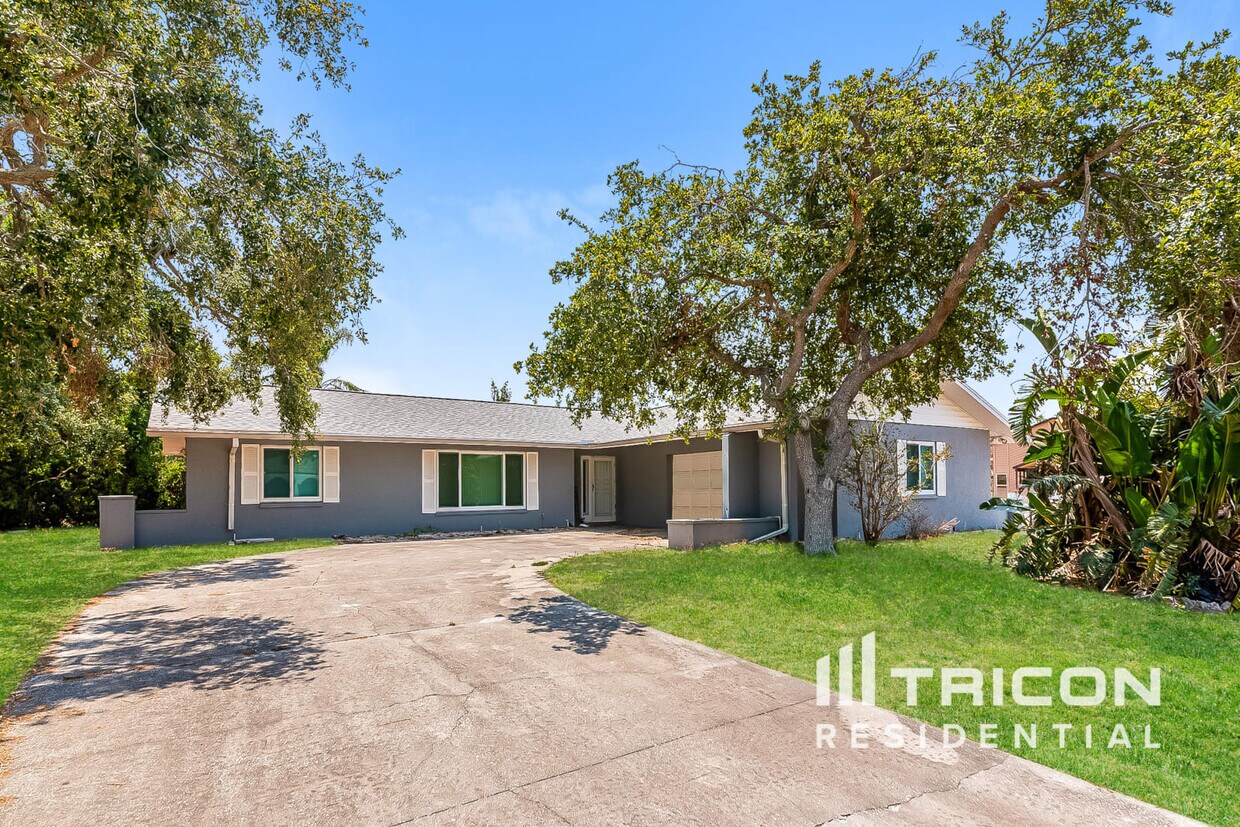 Foto principal - 7343 Uranus Dr