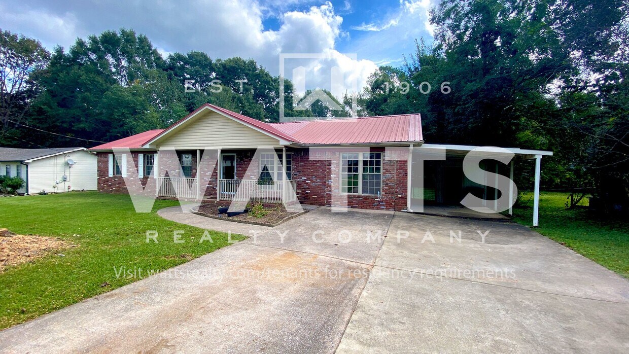 Primary Photo - Wonderful 4 Bedroom Home in Pelham