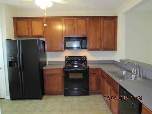 Foto del edificio - 758 E Bristol Way