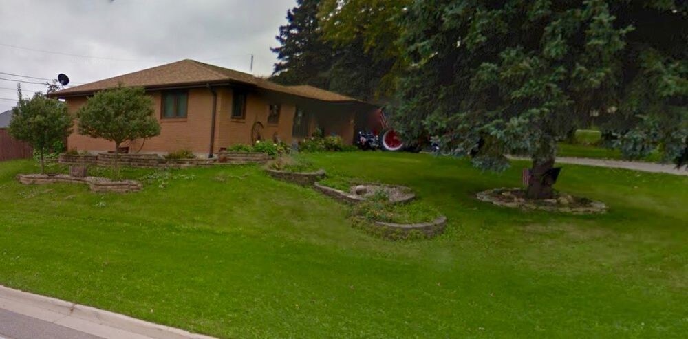 Primary Photo - 1433 8th Avenue Southeast