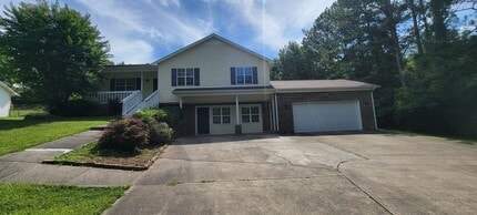 Building Photo - 968 Littlejohn Rd