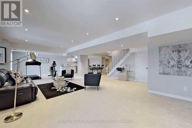 Photo du bâtiment - 19 Brass Dr