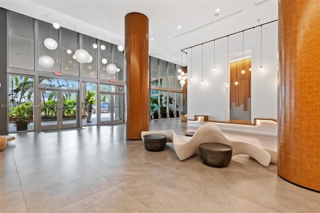 Building Photo - 350 S Miami Ave