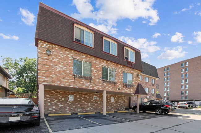 Foto del edificio - 1 Bedroom Condo in Denver