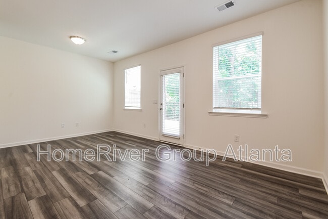 Building Photo - 1505 Albert Ln NW