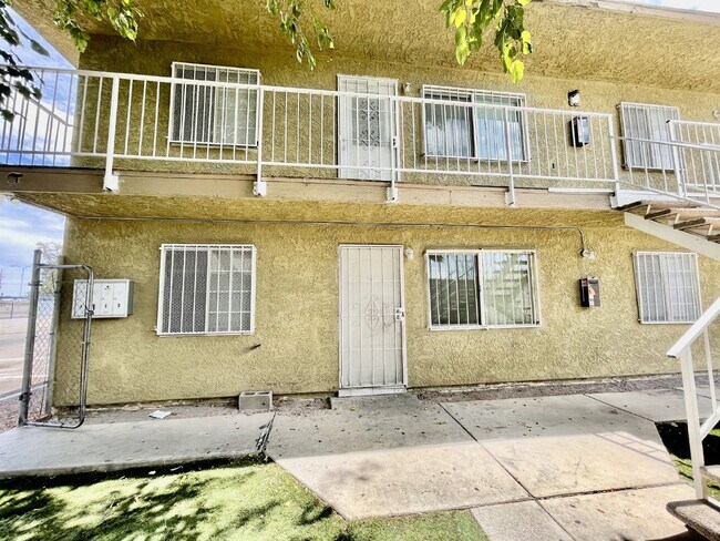 Building Photo - DOWNSTAIRS CONDO | RECENLY REHABBED 2 BEDROOM 1 BATH | ACROSS FROM CSN CHEYENNE