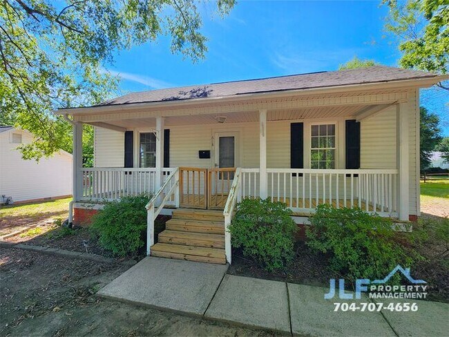 Foto del edificio - Cute 2 Bed/1 Bath Ranch in Downtown Kannapolis!