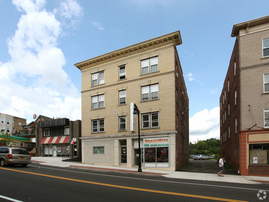 Building Photo - 97-99 Broad St