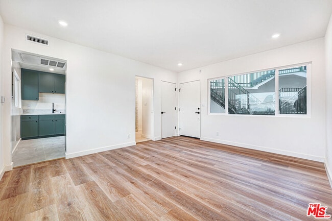 Building Photo - 16185 Sunset Blvd