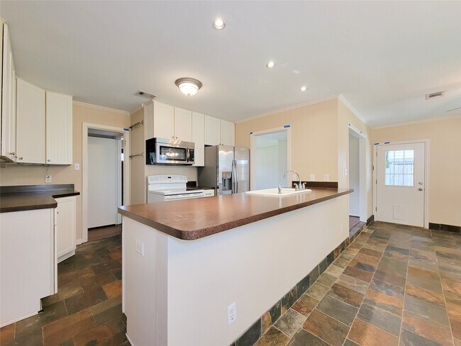 Foto del edificio - 1430 Cheshire Ln
