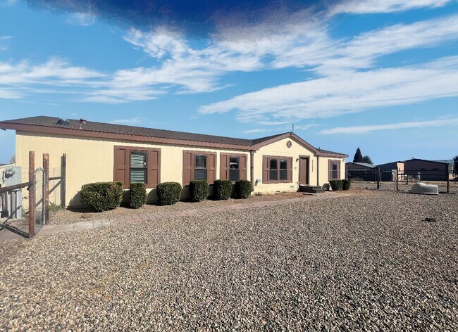 Foto del edificio - 22355 N Docs Rd