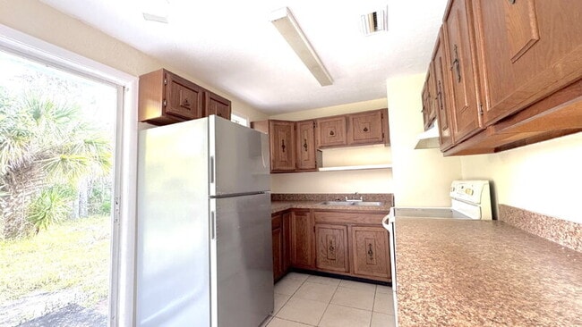 Foto del edificio - 1037 Berkshire Rd