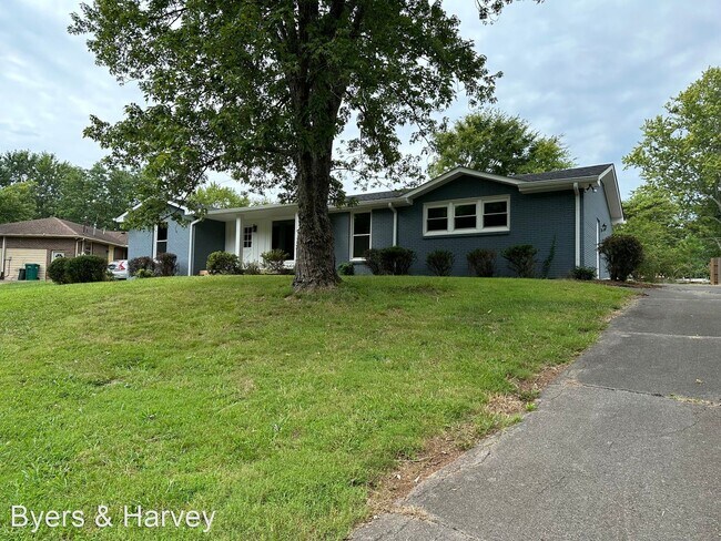 Building Photo - 3 br, 2 bath House - 318 Kimbrough Road