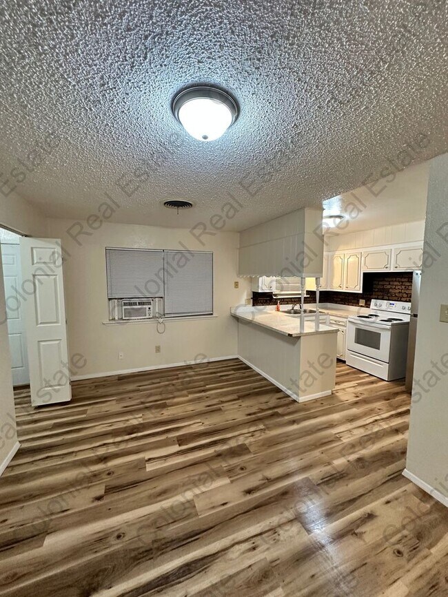 Foto del edificio - Cozy 3 bedroom 1.5 bathroom home.