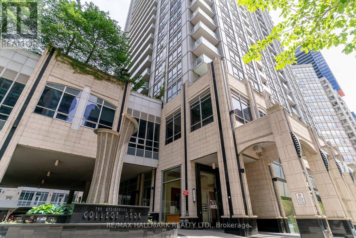 Photo principale - 761-2761 Bay St.