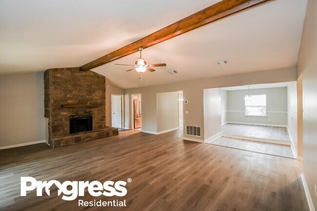 Building Photo - 10958 Mandarin Station Dr E