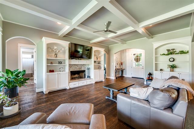 Foto del edificio - 650 Cypress Point Dr