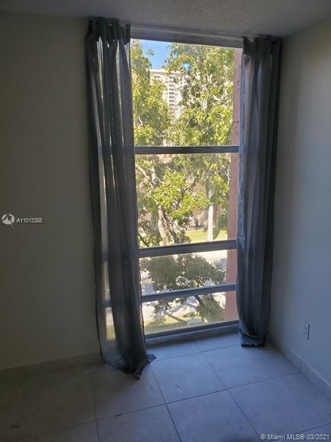 Foto del edificio - 210 172nd St