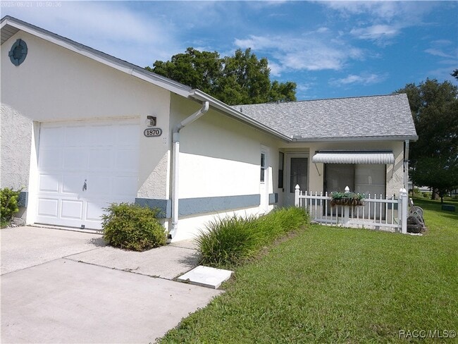 Building Photo - 1870 Arrowwood Ln