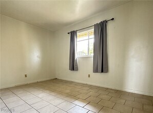 Building Photo - 4613 SW 8th Pl