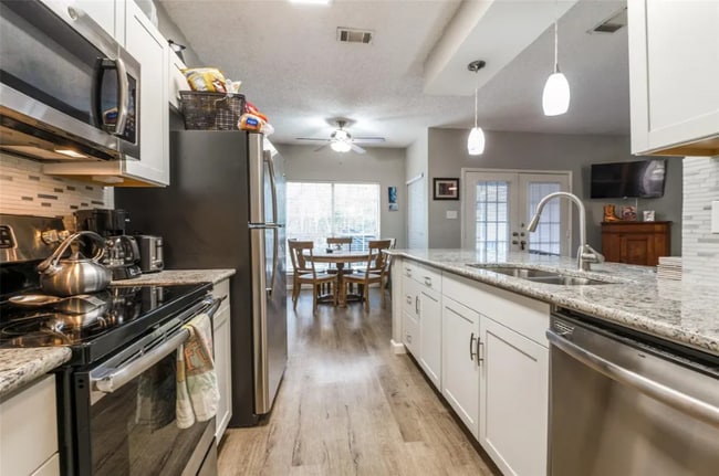 Building Photo - 2506 Wedglea Dr