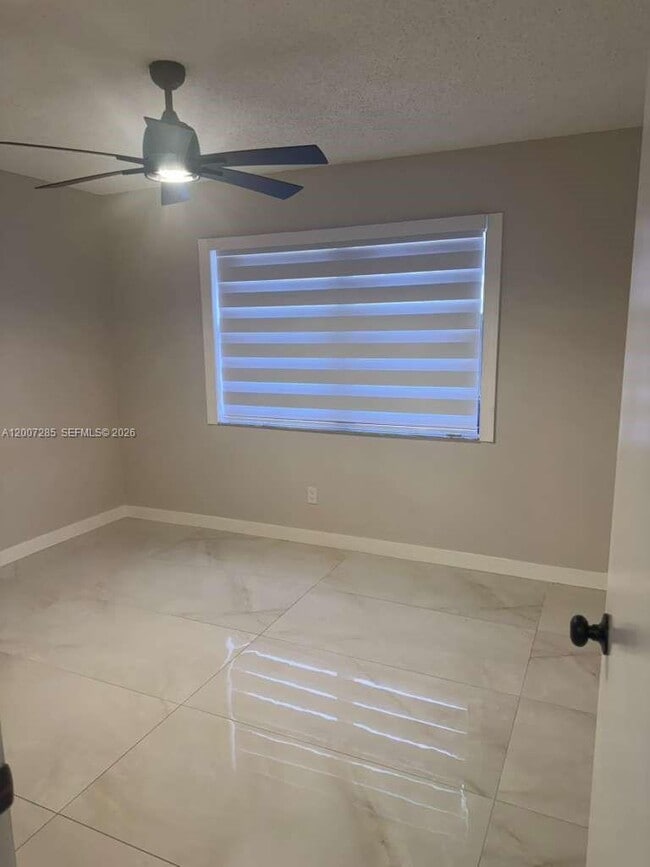 Foto del edificio - 7478 NW 34th St