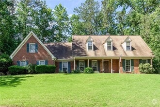Building Photo - 179 Lakeside Dr NW