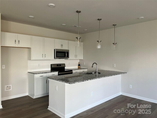 Foto del edificio - 3119 Hutton Gdns Ln