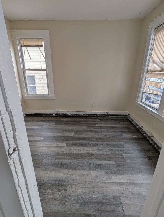 Bedroom - 625 N 7th St