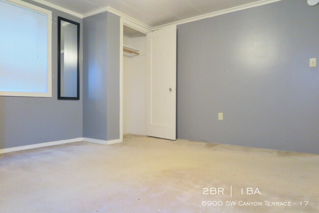 Foto del edificio - 6900 SW Canyon Terrace