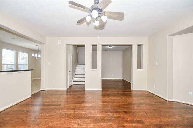 Foto del edificio - 7414 Hollister Ridge