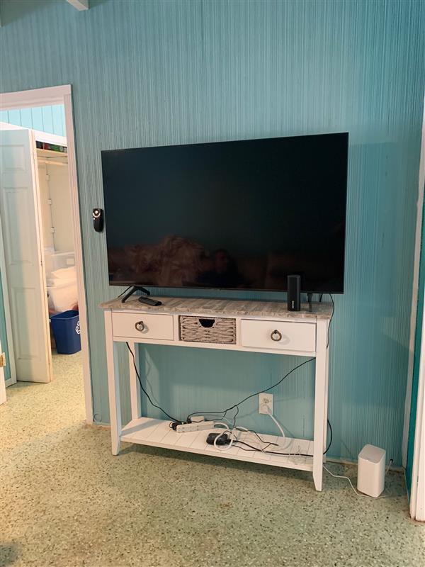 Watch your Smart TV and use your wifi from a comfy recliner couch - 460 17th Court Gulf