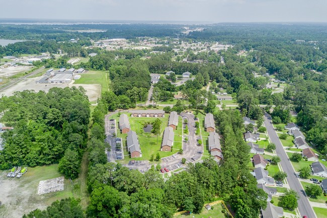 Building Photo - Beaver Creek Apartments