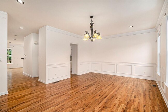Building Photo - 1641 Emory Pl Dr NE