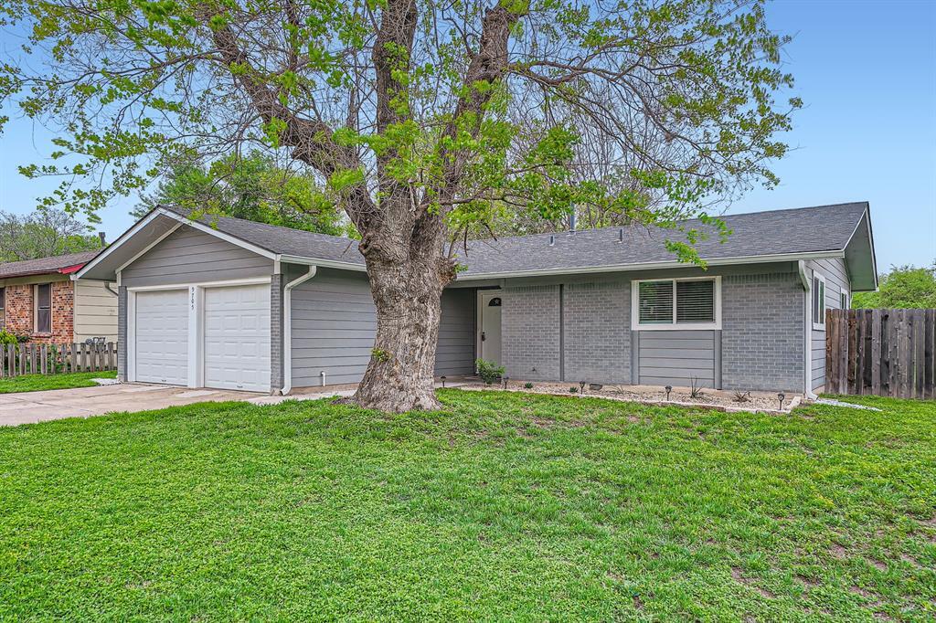 Primary Photo - 9705 Oriole Dr
