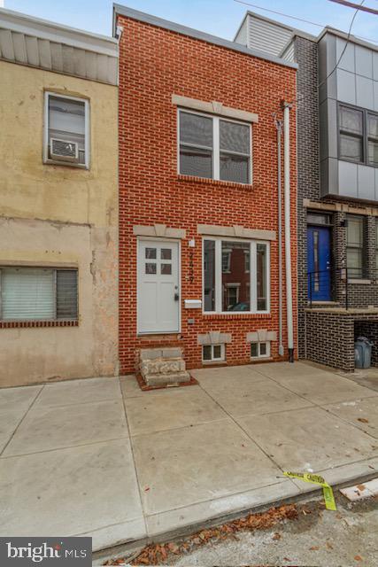 Foto del edificio - 2439 Jasper St