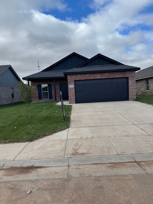 Foto principal - Located in the Glendale area! "Be there 1s...