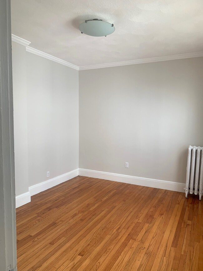 Building Photo - 339 S Huntington Ave
