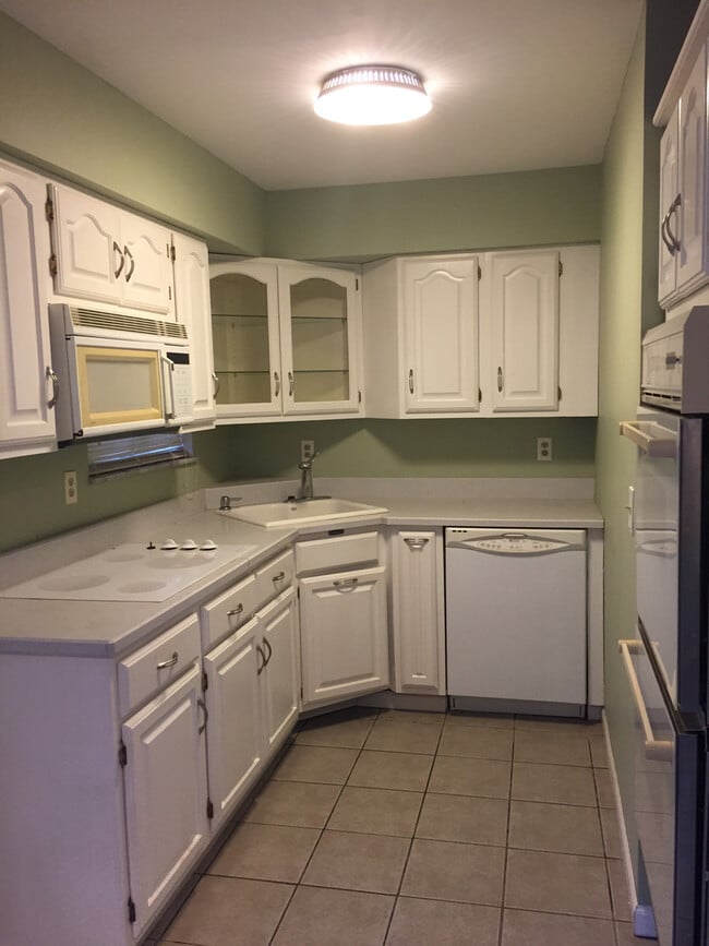 Photo - 1020 Etna Avenue House