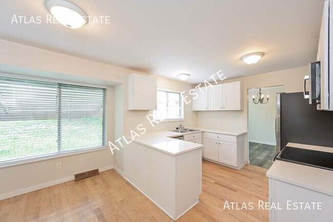Foto del edificio - 8239 Quay Drive