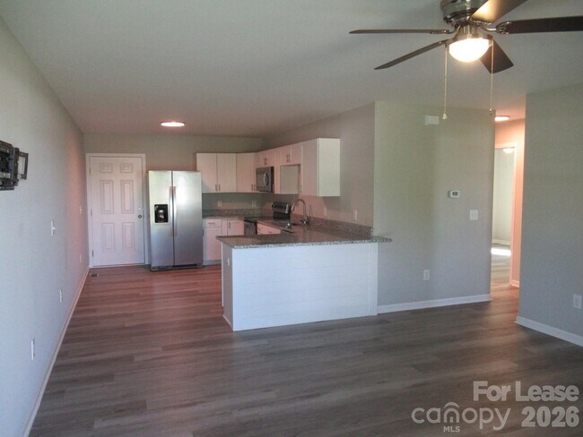 Foto del edificio - 174 Glen-Gar Dr