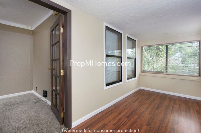 Foto del edificio - 6721 SE 84th Ave