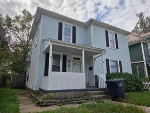 Building Photo - 316 Park St