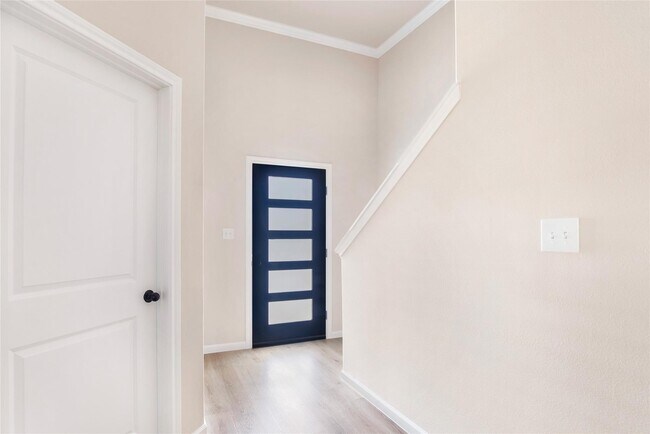 Foto del edificio - 322 Carlos Leal Dr