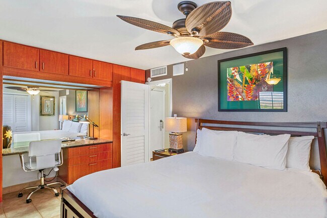 Building Photo - Kihei Beach Condominiums 606