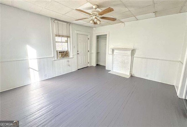 Building Photo - 3051 Wells St