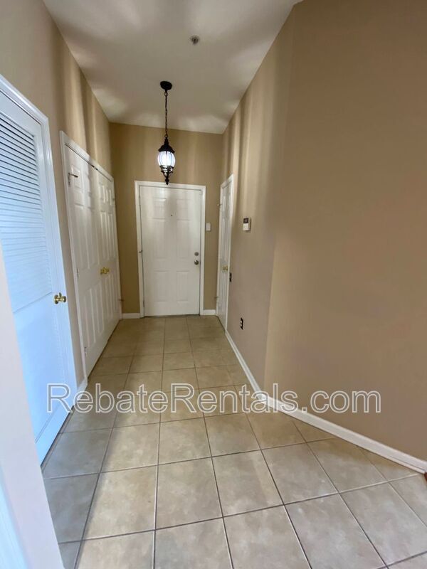 Foto del edificio - 7990 Baymeadows Cir E