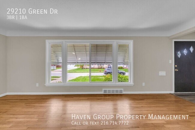Foto del edificio - 29210 Green Dr