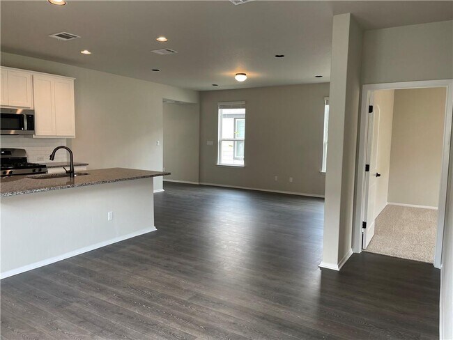 Building Photo - 162 Living Reef Dr